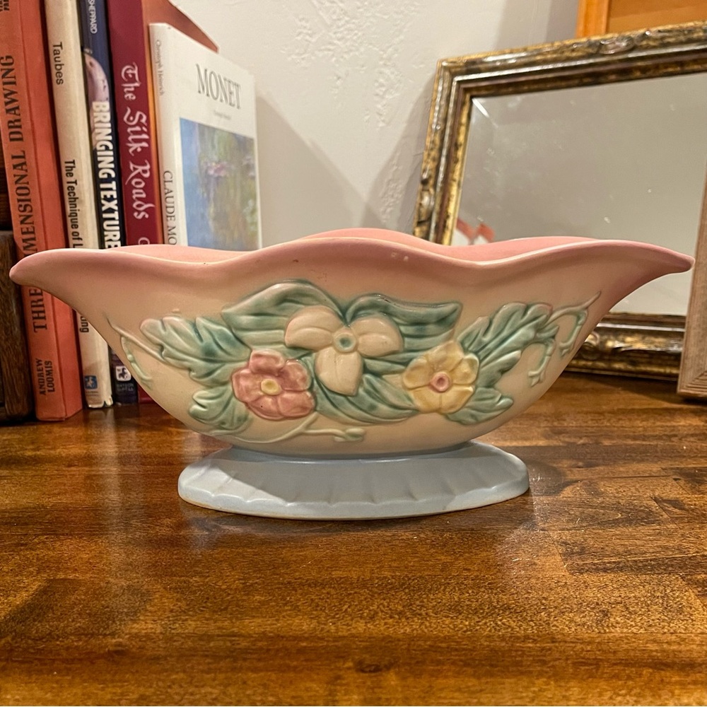 Vintage Hull 1940's Wildflower Footed Console Bowl W-21-12 Pastel Pink to Blue